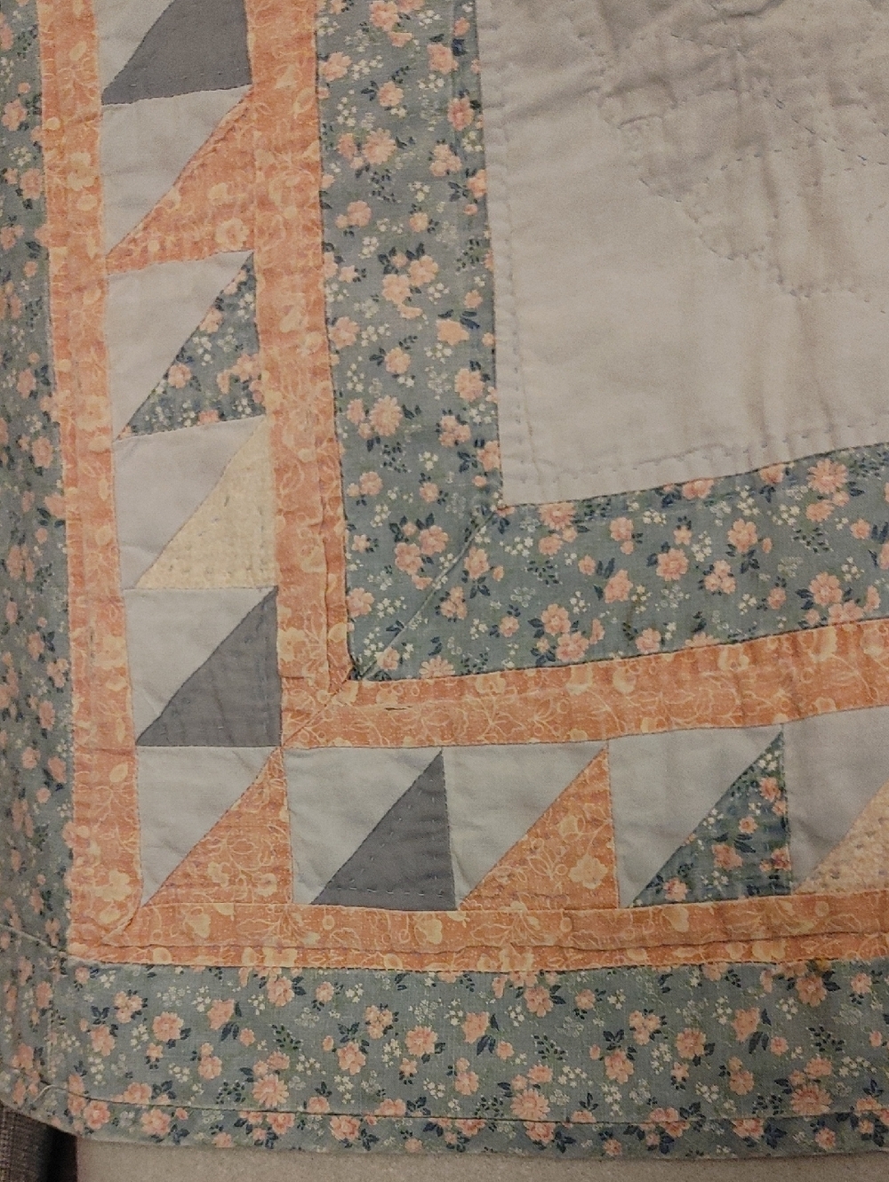 Antique Square Lonestar Small Hand Quilted Quilt in Blue and Pink - Picture 4 of 17
